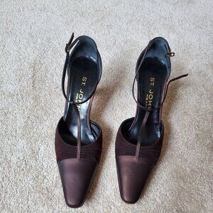 St. John Dark Brown Velvet Leather Strappy High Heels. Size 7 ½ B